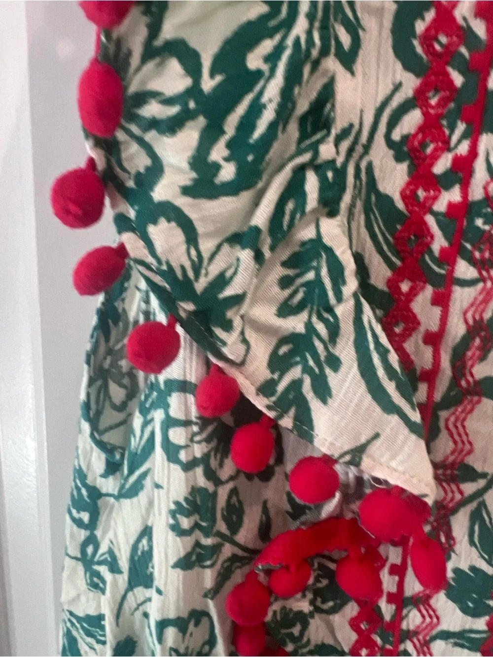 NWT Savanna Jane Green Floral Tunic with Red Embroidery Size Large - Picture 5 of 14